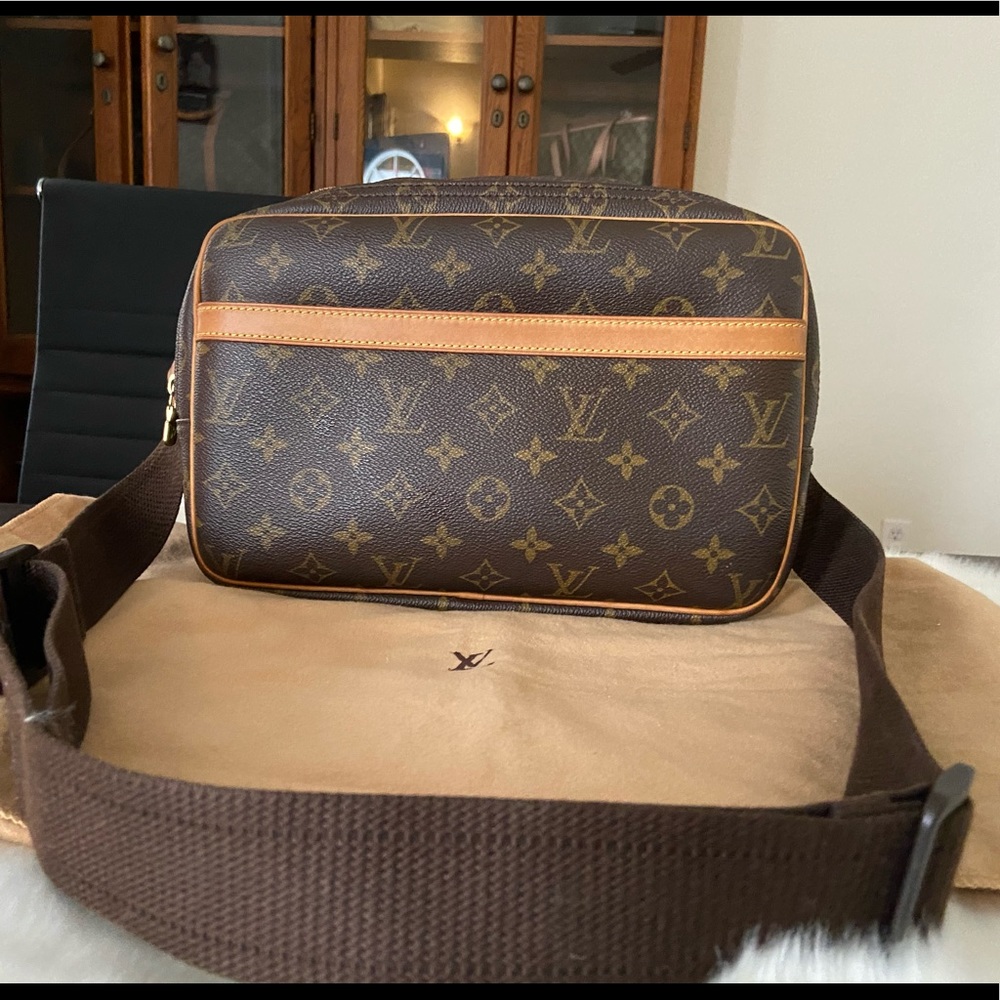 Authentic Louis Vuitton Reporter Pm